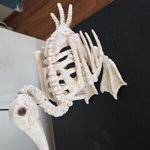 Red Shed Duck Skeleton Tractor Supply Co NWOT